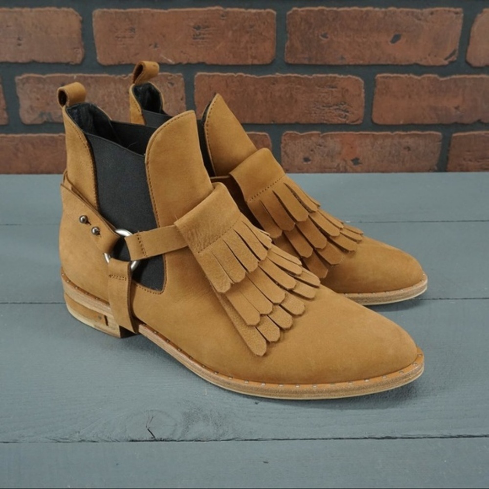 ISO!!!!! Freda Salvador Fringe Boots Size 11 - Picture 3 of 4